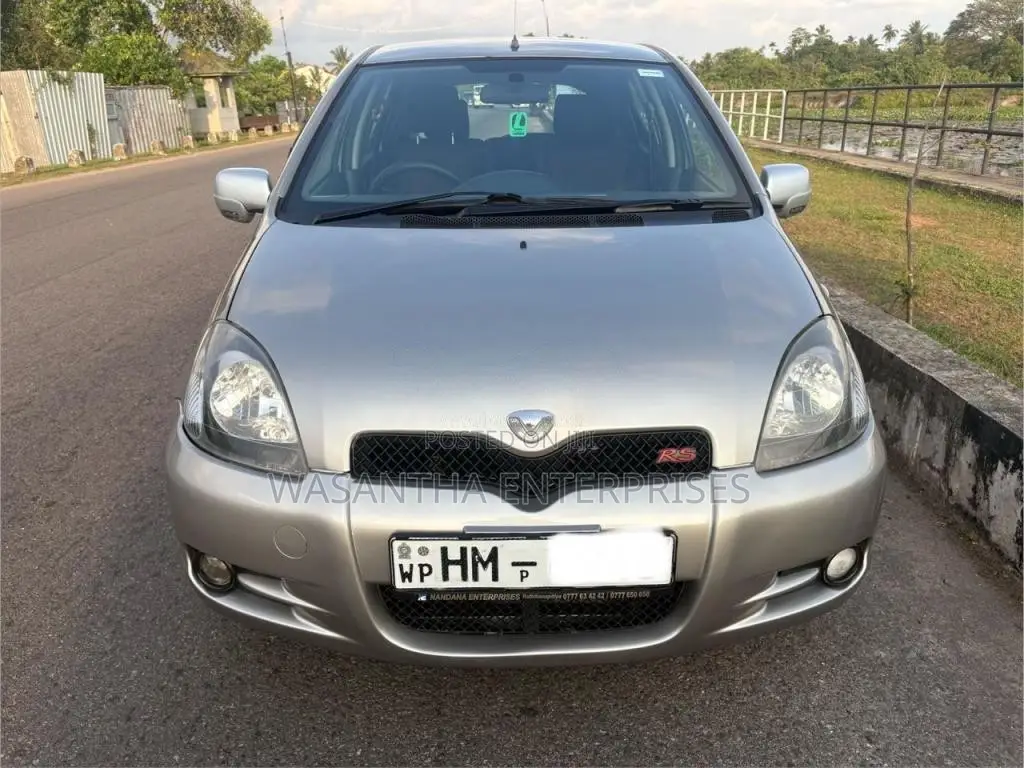 Toyota Vitz Scp10 RS 2000 Car (Used)