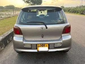 Toyota Vitz Scp10 RS 2000 Car (Used)