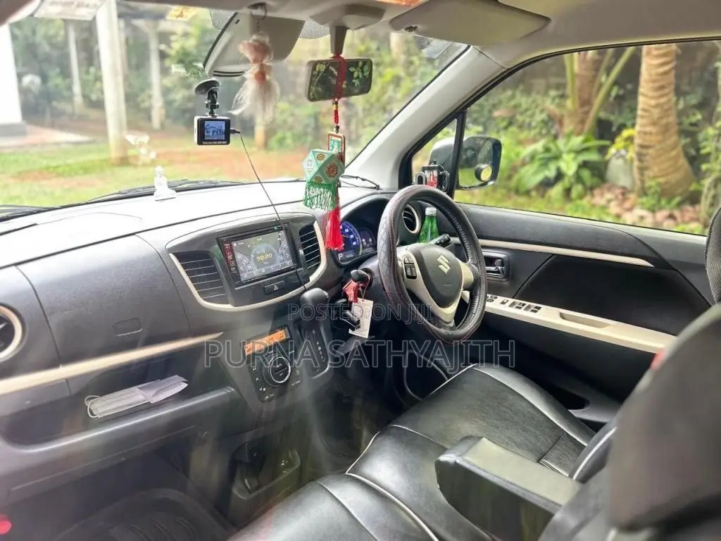Suzuki Wagon R Stingray 2015 Car (Used)