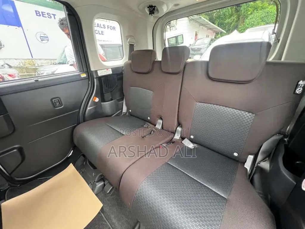 Toyota Roomy 2023 Car Unregistered (Recondition)