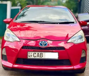 Toyota Aqua S Grade 2014 Car (Used)