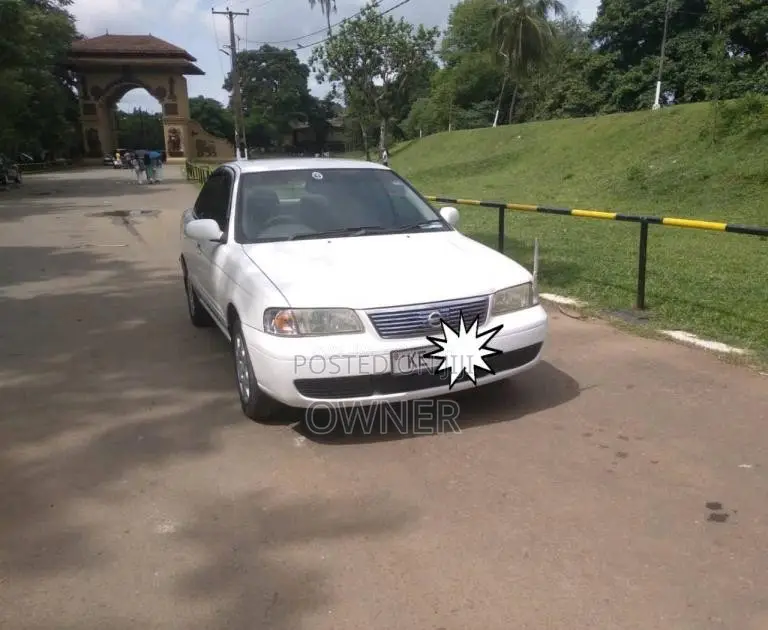 Nissan FB15 2003 Car (Used)