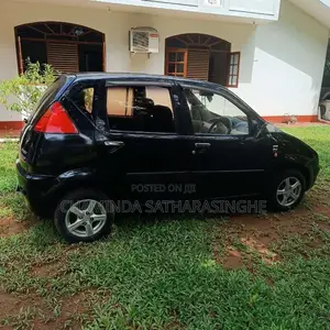 Micro Trend 2012 Car (Used)