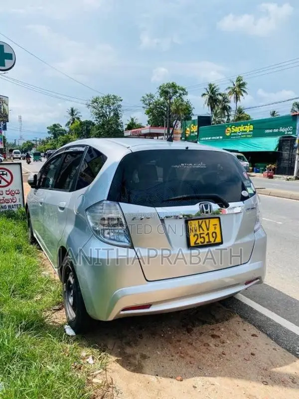 Honda FIT GP1 2010 Car (Used)