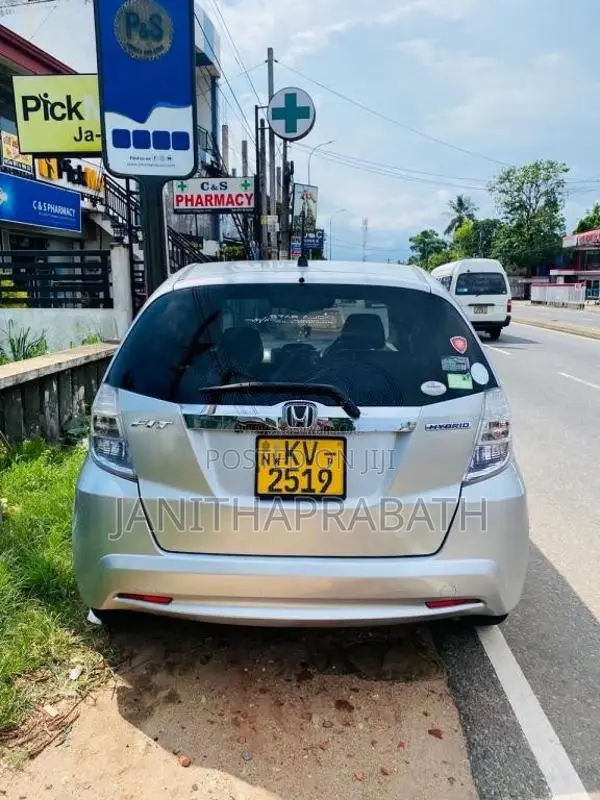 Honda FIT GP1 2010 Car (Used)