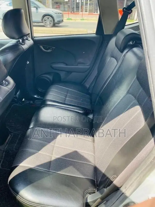 Honda FIT GP1 2010 Car (Used)