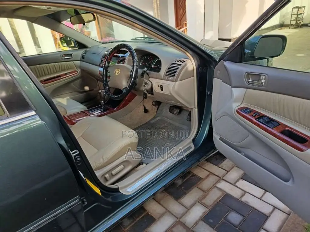 Toyota Camry 2002 Car (Used)