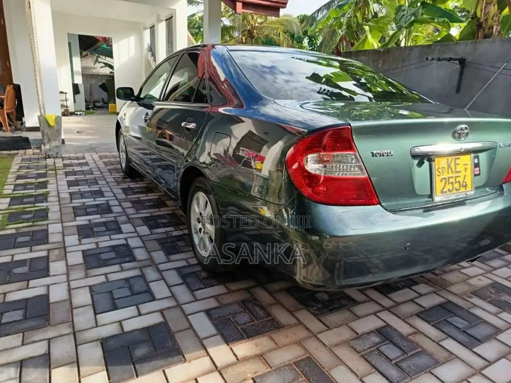 Toyota Camry 2002 Car (Used)