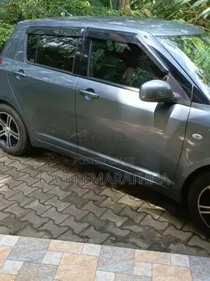 Suzuki Swift 2010 Car (Used)