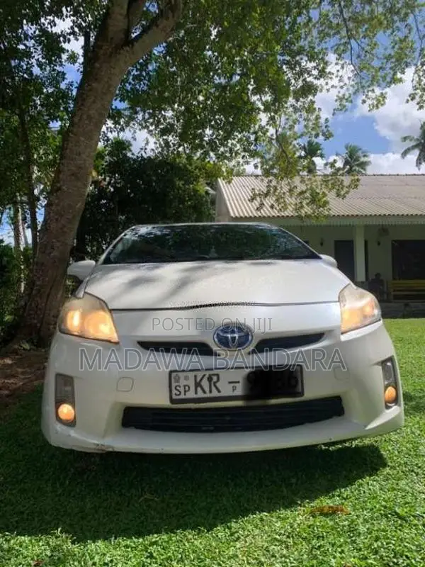 Toyota Prius 2010 Car (Used)