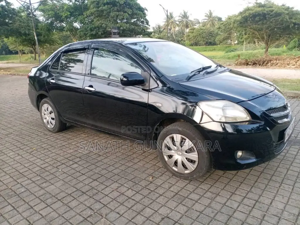 Toyota Yaris 2008 Car (Used)