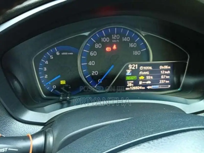 Toyota Axio 2014 Car (Used)