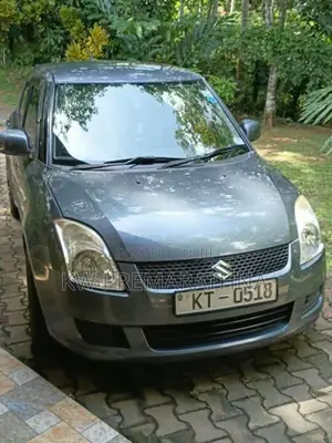 Suzuki Swift 2010 Car (Used)