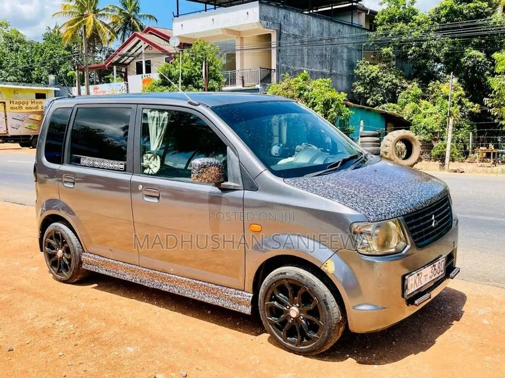Mitsubishi Wagon 2011 Car (Used)