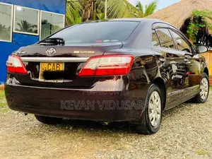Toyota Premio 2013 Car (Used)