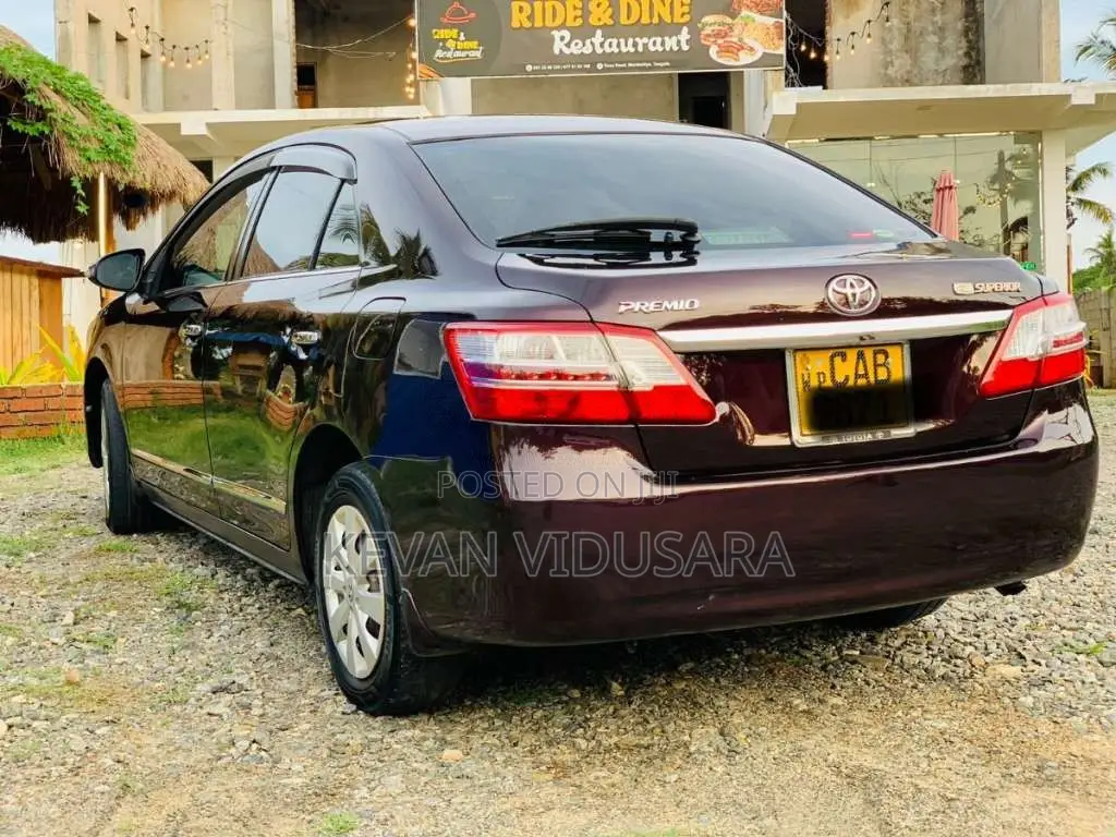 Toyota Premio 2013 Car (Used)