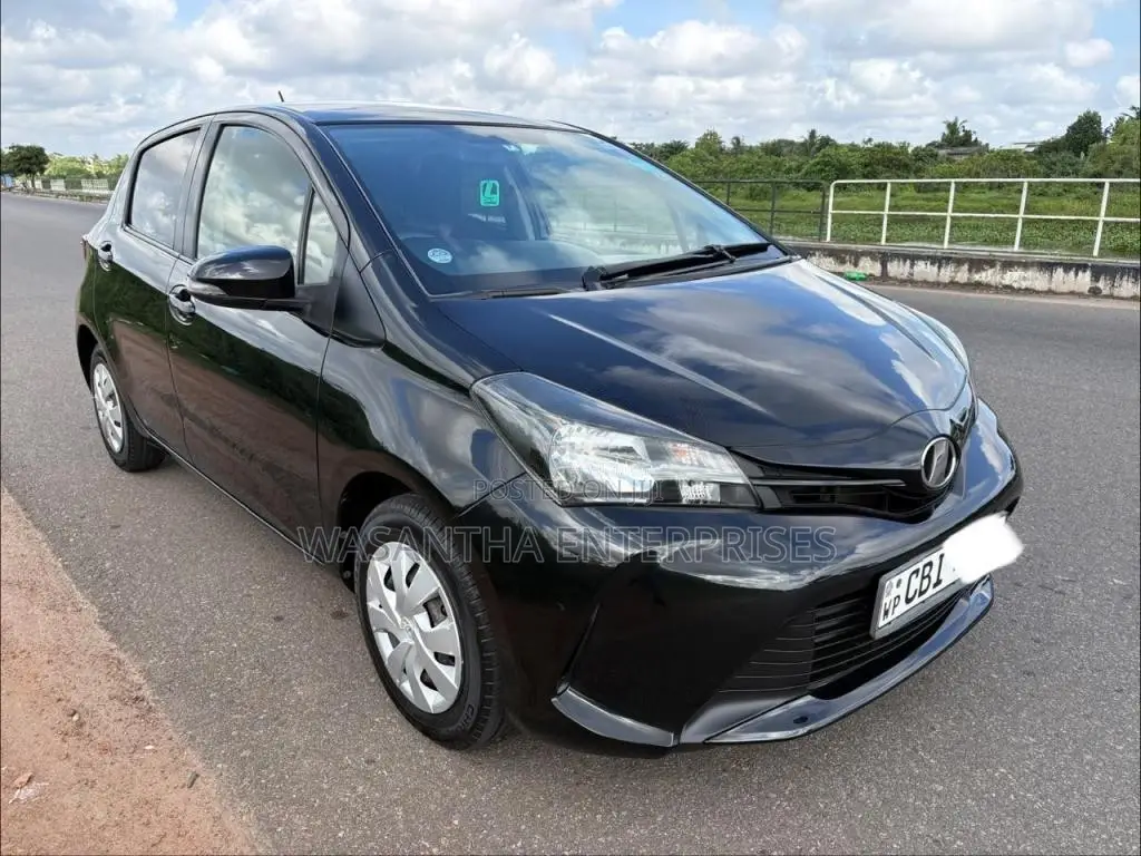 Toyota Vitz Ksp130 2016 Car (Used)