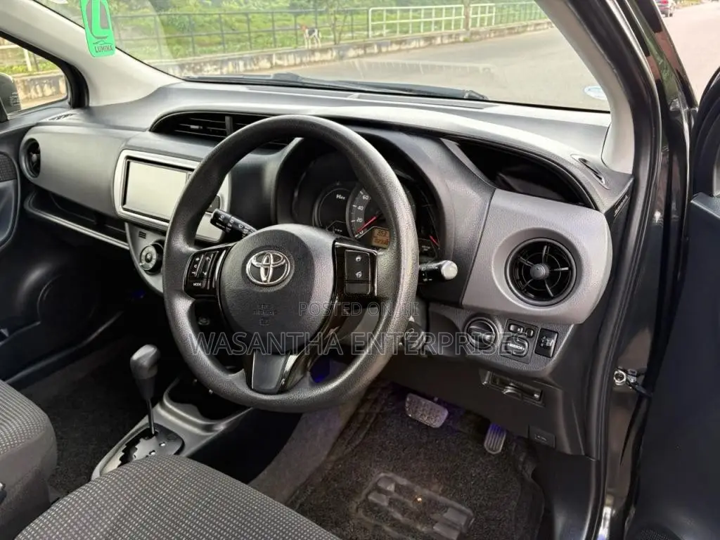 Toyota Vitz Ksp130 2016 Car (Used)