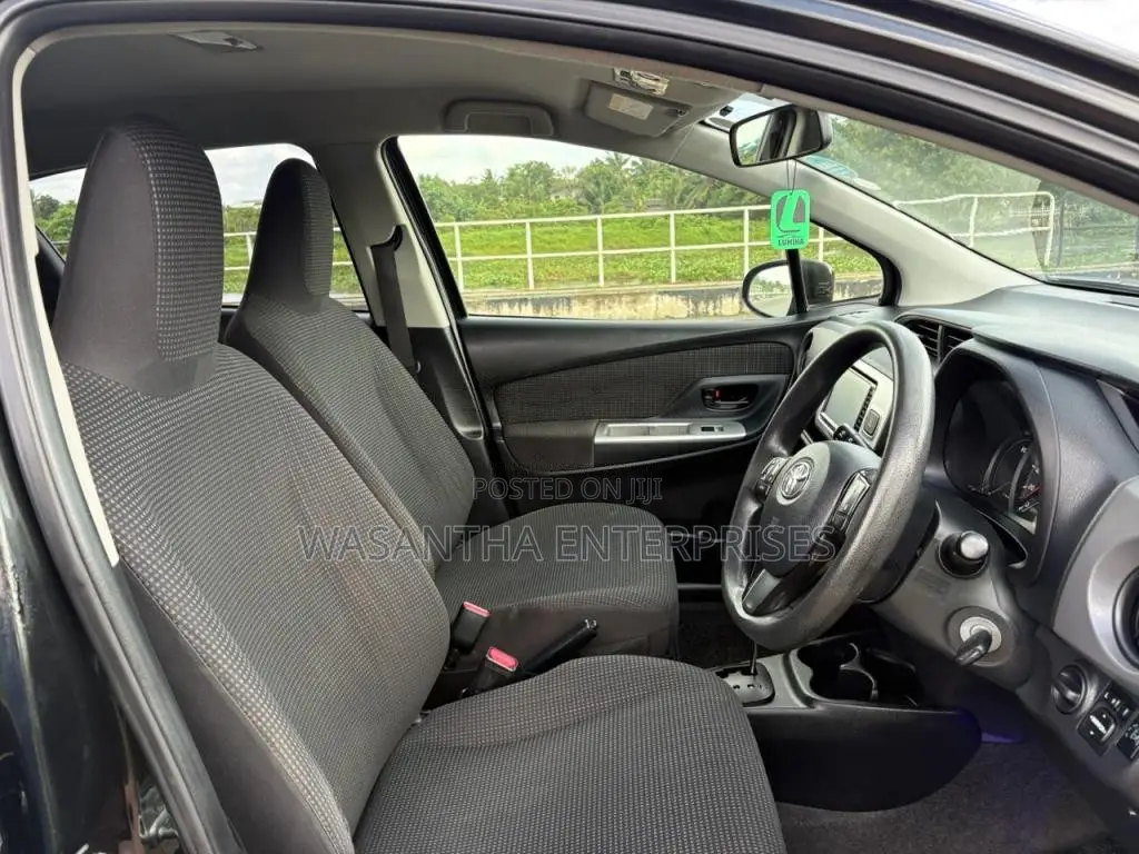 Toyota Vitz Ksp130 2016 Car (Used)