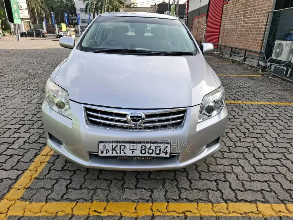 Toyota Axio 2010 Car (Used)