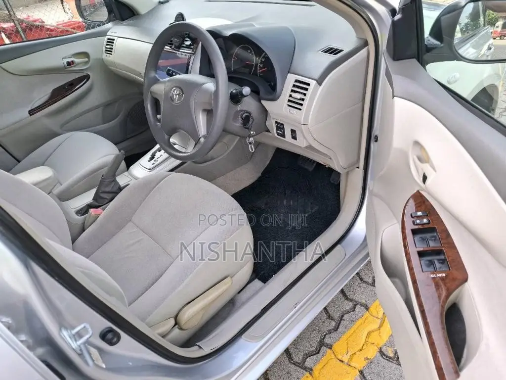 Toyota Axio 2010 Car (Used)