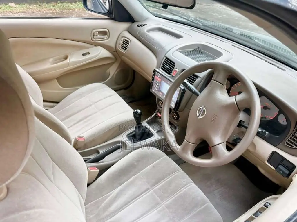 Nissan N17 2012 Car (Used)