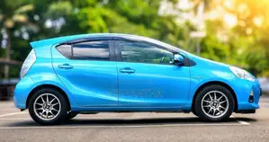 Toyota Aqua S Grade 2013 Car (Used)