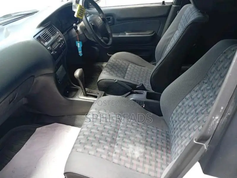 Toyota Corolla LX GRADE 1996 Car (Used)