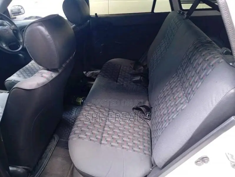 Toyota Corolla LX GRADE 1996 Car (Used)
