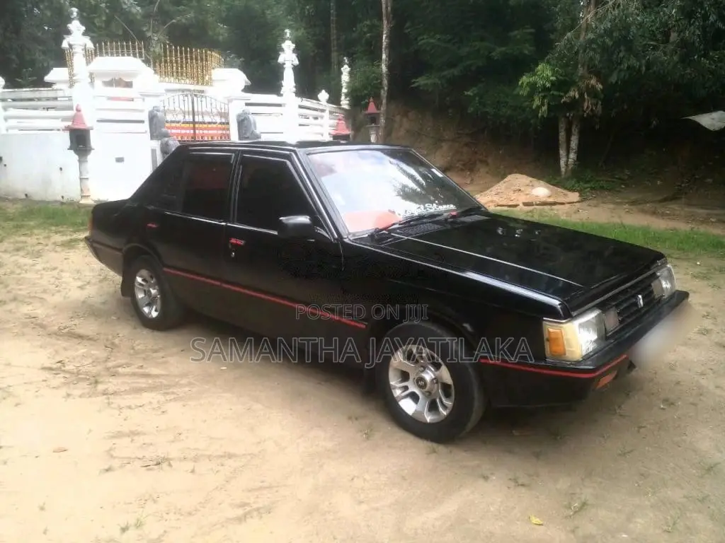 Mitsubishi Lancer Box 1982 Car (Used)