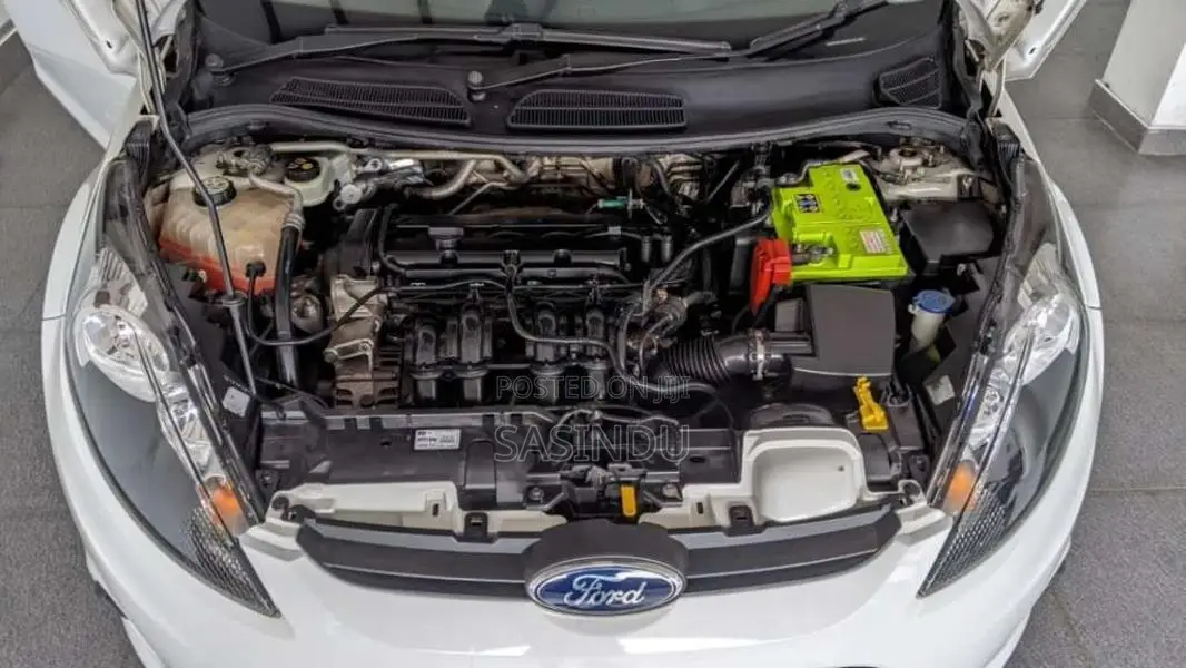 Ford Fiesta Sedan 2014 Car (Used)
