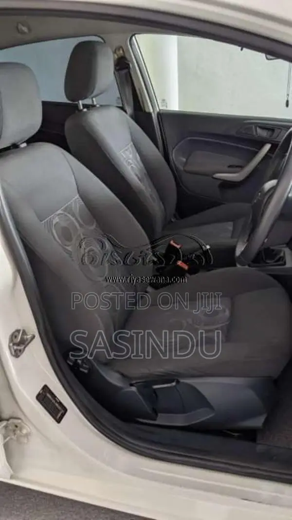 Ford Fiesta Sedan 2014 Car (Used)