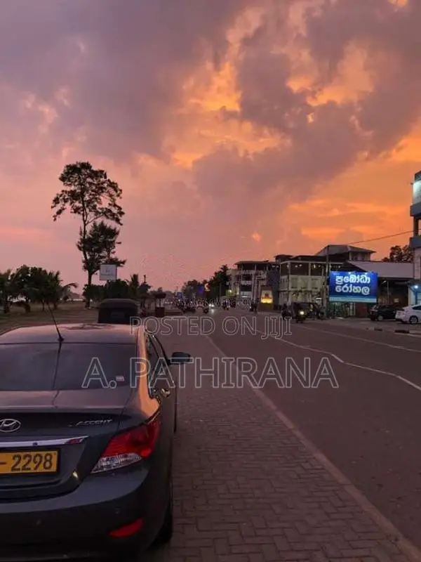 Hyundai Accent 2013 Car (Used)