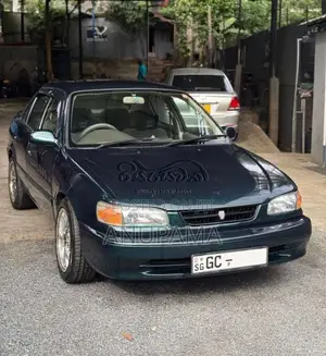 Toyota Corolla 110 SE Saloon 1999 Car (Used)