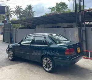 Toyota Corolla 110 SE Saloon 1999 Car (Used)