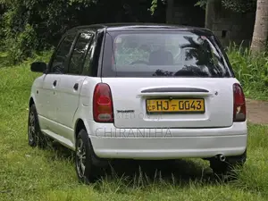 Daihatsu Mira 2002 Car (Used)