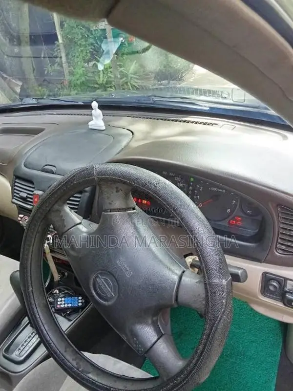 Nissan N16 2001 Car (Used)