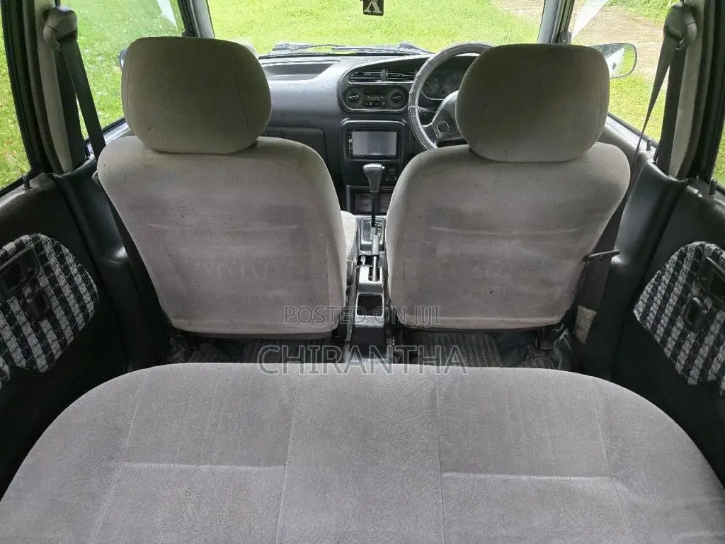 Daihatsu Mira 2002 Car (Used)