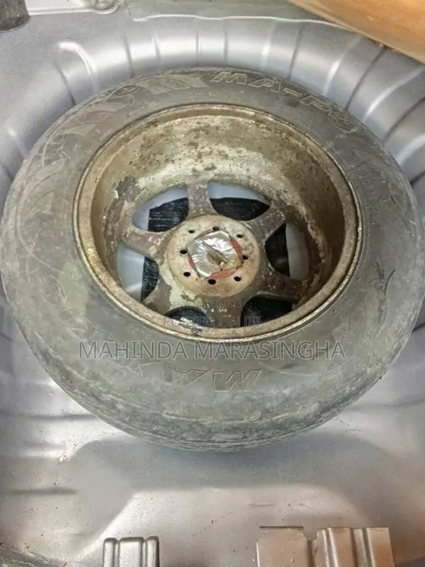 Nissan N16 2001 Car (Used)