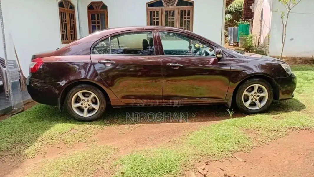 Micro Emgrand 2016 Car (Used)