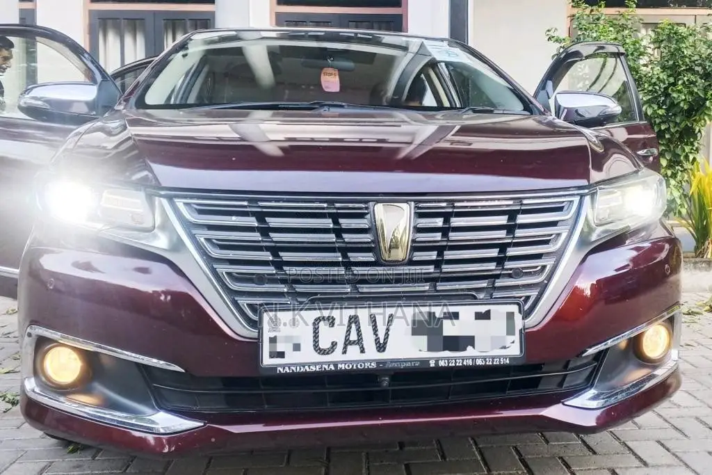 Toyota Premio 2017 Car (Used)