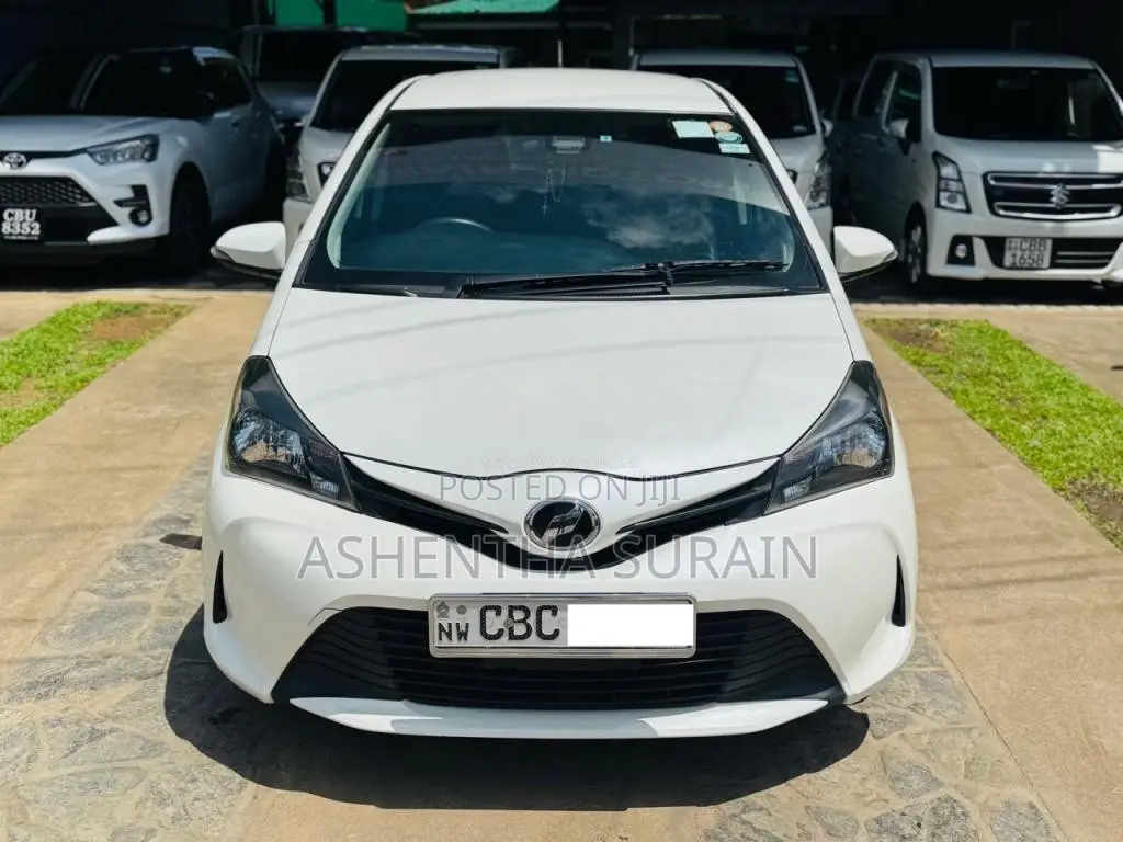 Toyota Vitz Safety 2016 Car (Used)