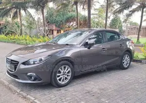 Mazda 3 2016 Car (Used)