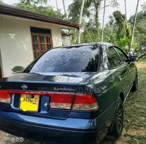 Nissan Sunny FB15 1999 Car (Used)