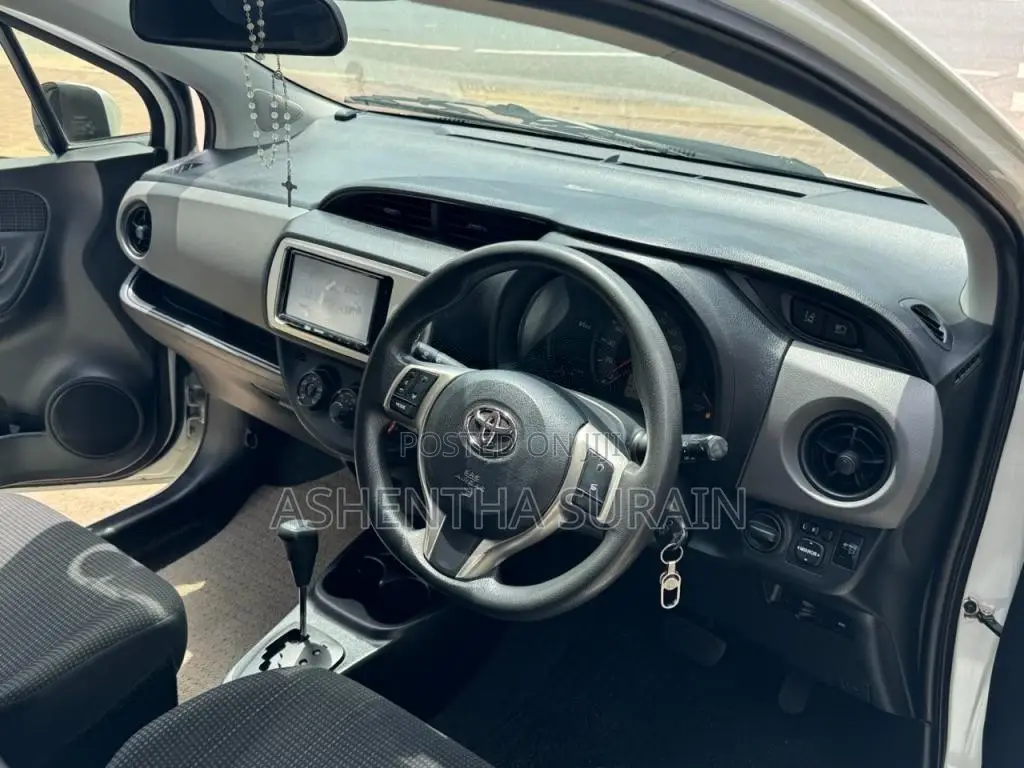Toyota Vitz Safety 2016 Car (Used)