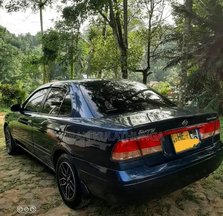 Nissan Sunny FB15 1999 Car (Used)