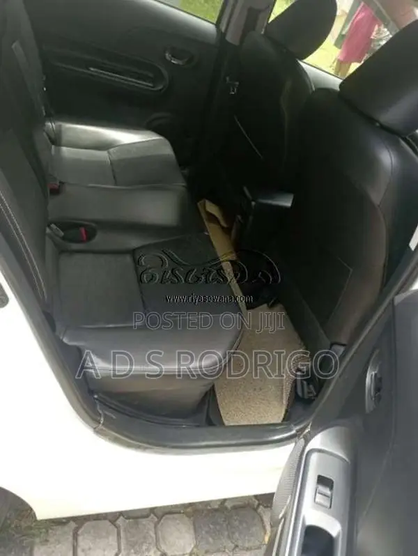 Toyota Aqua 2015 Car (Used)