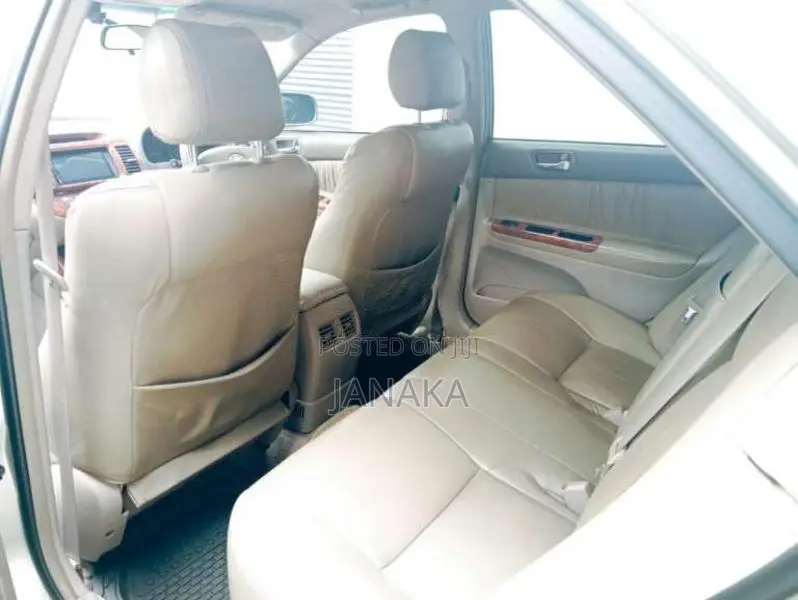 Toyota Camry 2002 Car (Used)
