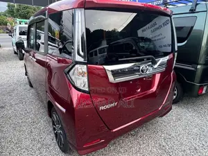 Toyota Roomy Custom GT 2023 Car Unregistered (Recondition)