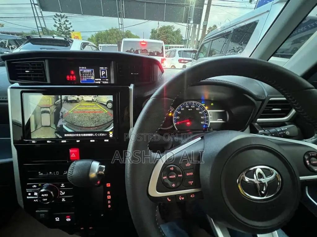 Toyota Roomy Custom GT 2023 Car Unregistered (Recondition)